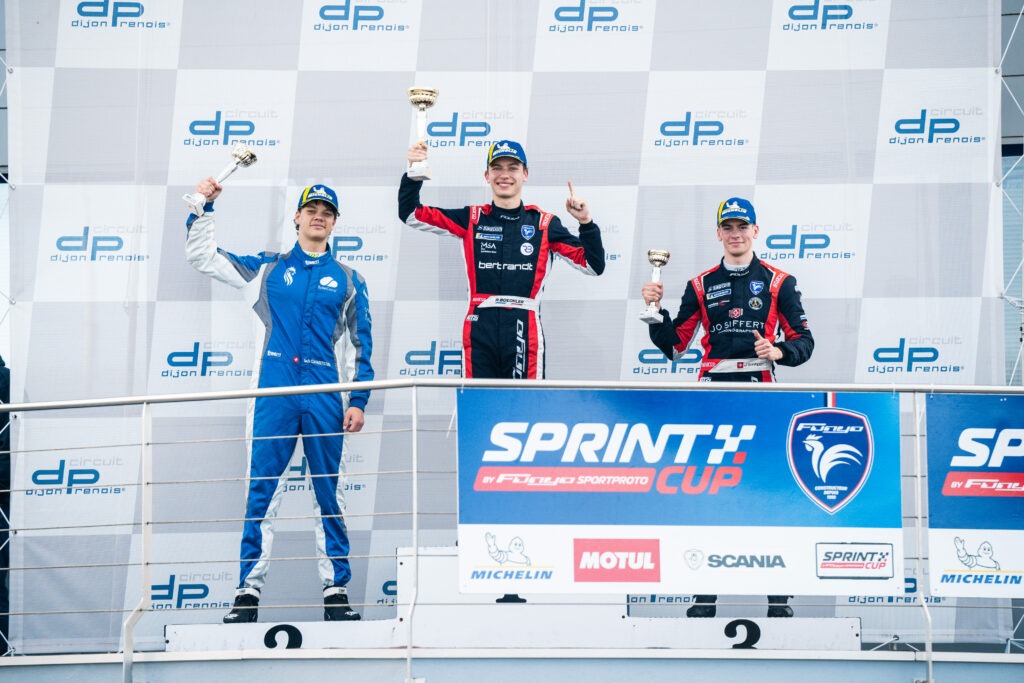 podium 1 sacha dijon